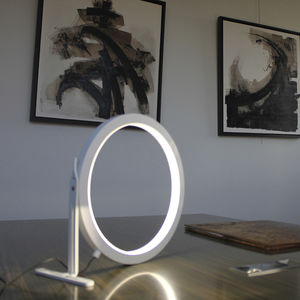 lámpara de mesa