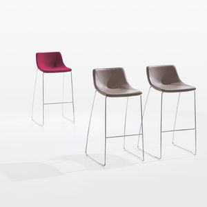 silla de bar contemporánea