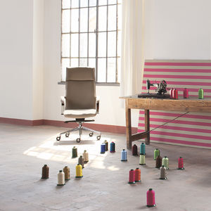 sillón de director contemporáneo