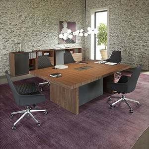 mesa de reuniones contemporánea