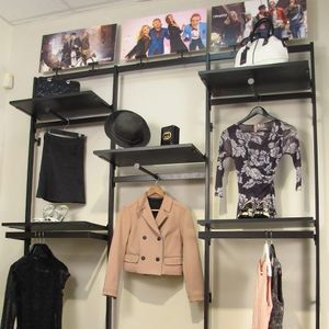 expositor para ropa