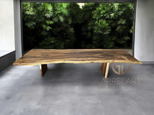 mesa de comedor contemporánea