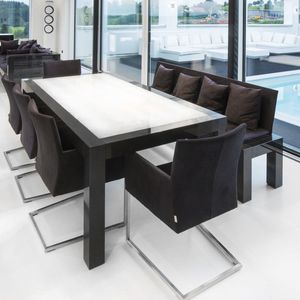 mesa de comedor contemporánea