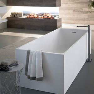 bañera independiente / de material compuesto
