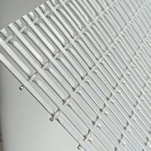 tela metálica tejida para interiores