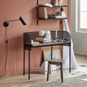 mesa contemporánea