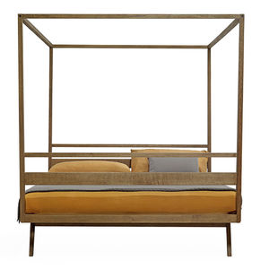cama con dosel