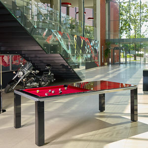 mesa de billar contemporánea