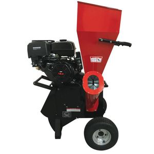 trituradora de ramas con motor térmico