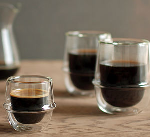 taza de café de vidrio