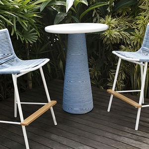 mesa bistró contemporánea