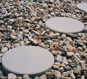 sendero de piedra