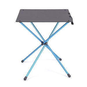 mesa contemporánea