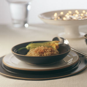 servicio de mesa de arenisca