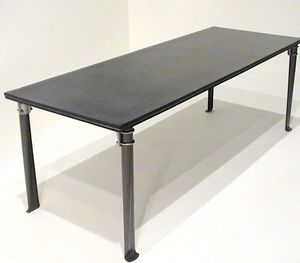 mesa contemporánea