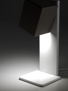 lámpara de mesa