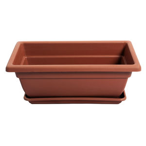 jardinera de plástico