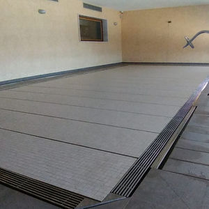 cubierta para piscina con barras