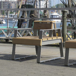 sillón urbano de madera