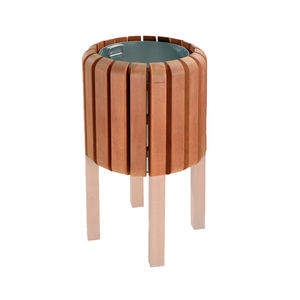 cubo de basura público