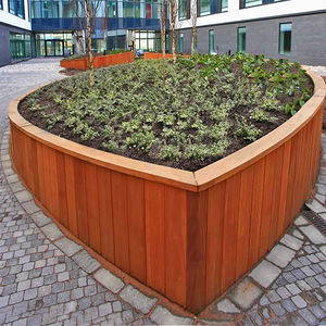 jardinera de madera