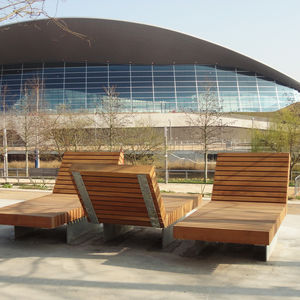 tumbona contemporánea