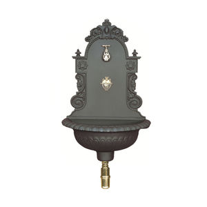 fuente de agua de pared