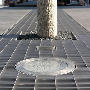 tarima de acero inoxidable / para pavimento de exterior