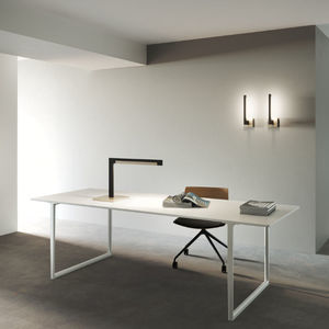 lámpara de mesa
