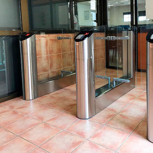 pasillo motorizado para control de acceso
