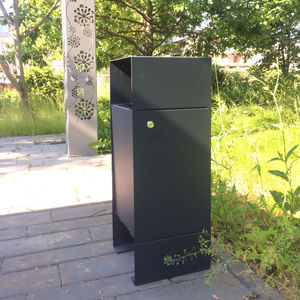 cubo de basura público / de acero galvanizado / de acero con revestimiento en polvo / para espacio público