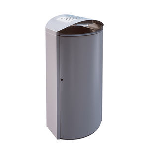 cubo de basura público