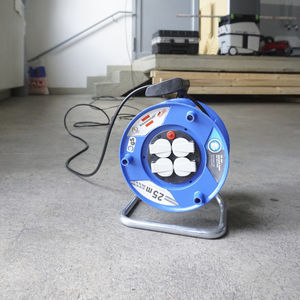carrete de cable 4 tomas