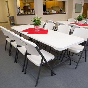 mesa contemporánea