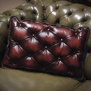 almohada de cuero