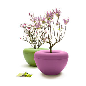 jardinera de plástico reciclado