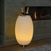 lámpara con altavoz de mesa
