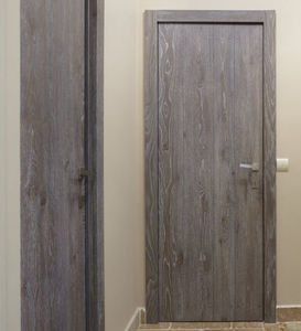 puerta de interior / abatible / de roble / a medida