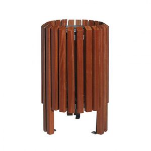 cubo de basura público