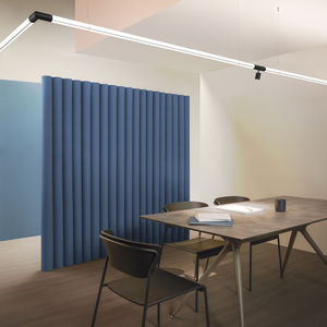 sistema para iluminación de carril ajustable