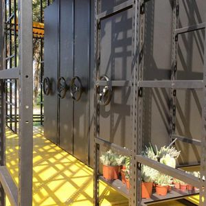 estantería móvil para almacenamiento