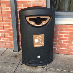 cubo de basura higiénico