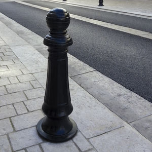 bolardo de protección