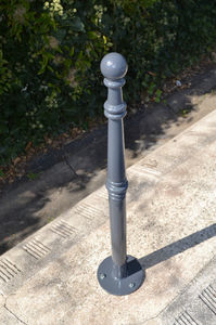 bolardo de protección