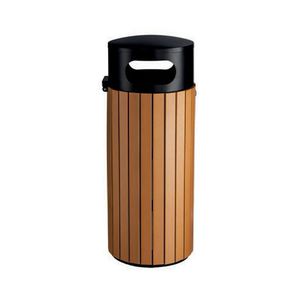 cubo de basura público
