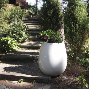 maceta de jardín de composite