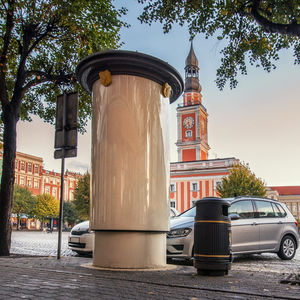 columna publicitaria