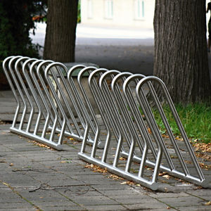 aparcabicis de suelo