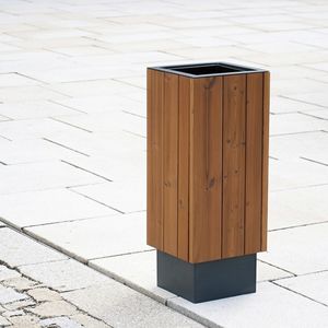 cubo de basura público