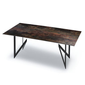 mesa de diseño minimalista